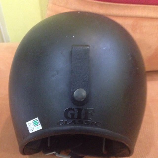 Arai Classic GIF Large, Cars on Carousell
