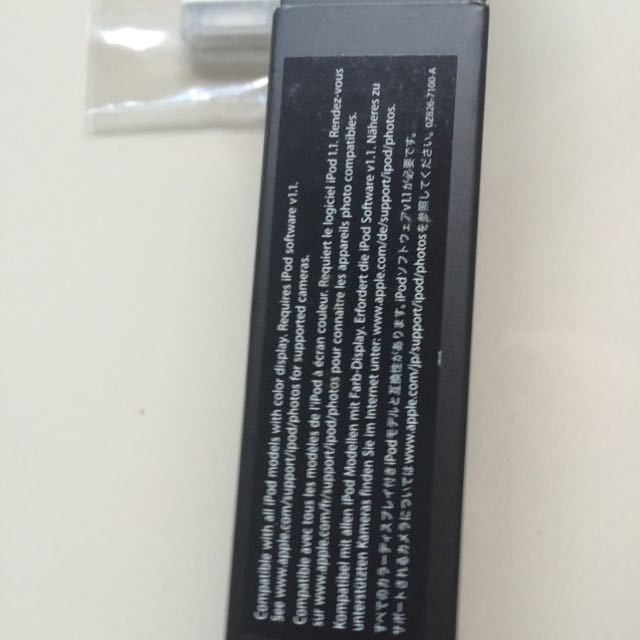 iPod Camera Connector (Category: Video Cameras) located in Singapore. Submitted by madbomber (Listing ID 25554559, Image 2). Description: .