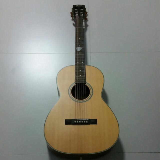 Cort Guitar, Hobbies & Toys, Music & Media, Music Accessories on Carousell