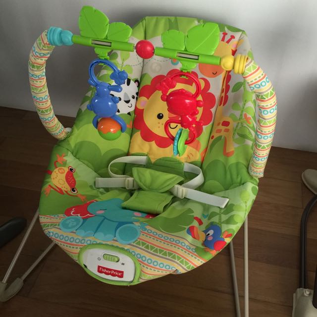 Fisher Price Monkey Vibrating Chair, Babies & Kids, Nursing & Feeding