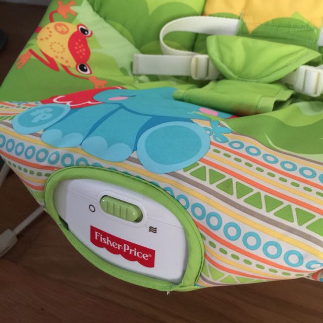 Fisher Price Monkey Vibrating Chair, Babies & Kids, Nursing & Feeding