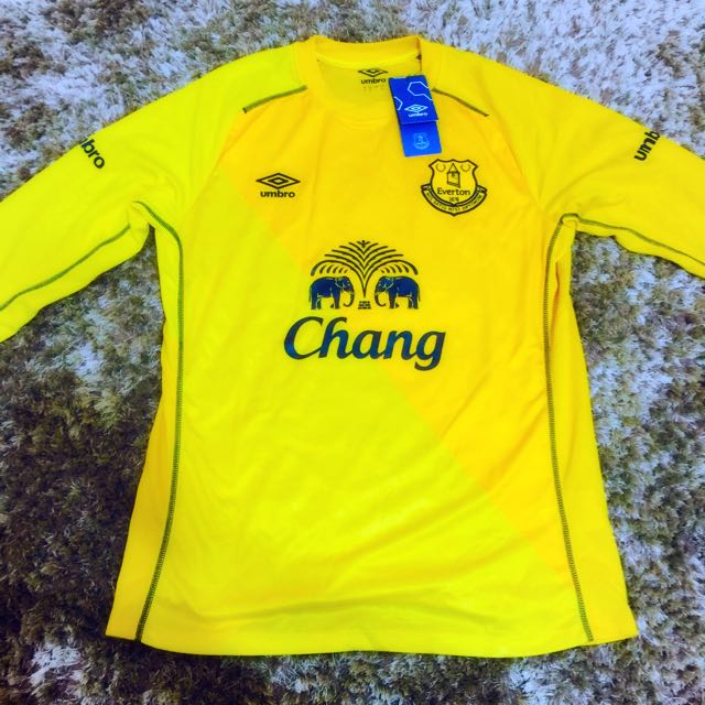 Official Everton Football Club Training Kit 2015 2016 Season Sports On Carousell