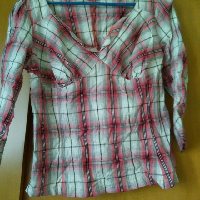 Red White Checkers Top, Women's Fashion, Tops, Other Tops on Carousell