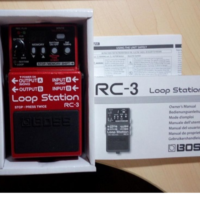 Wts Boss Rc 3 Loop Station Pedal Hobbies Toys Music Media Music Accessories On Carousell