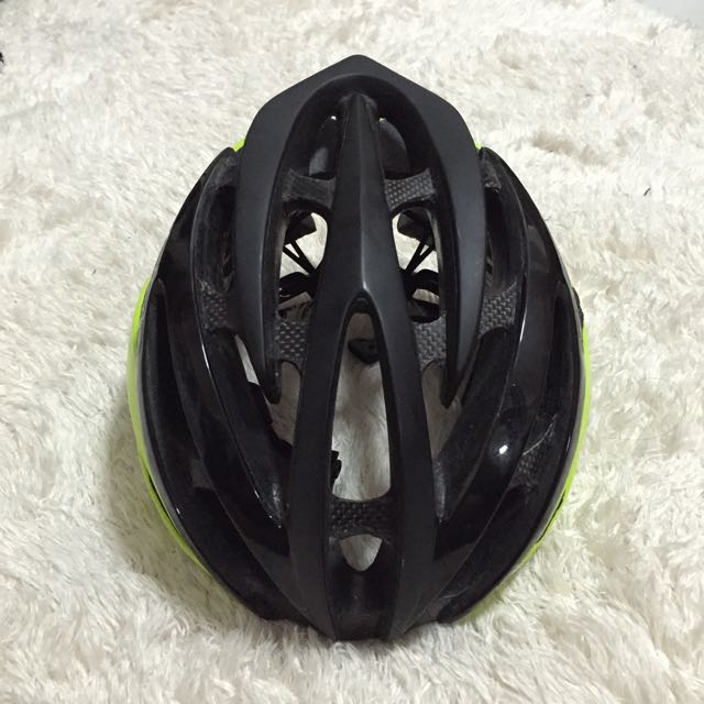 Giro Atmos helmet, Sports Equipment, Bicycles & Parts, Bicycles on