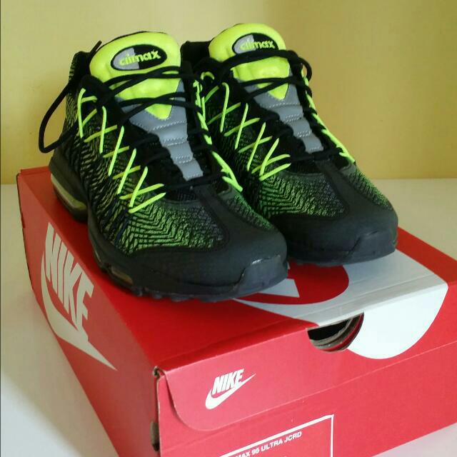 nike venom academy