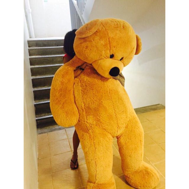 ten foot teddy bear