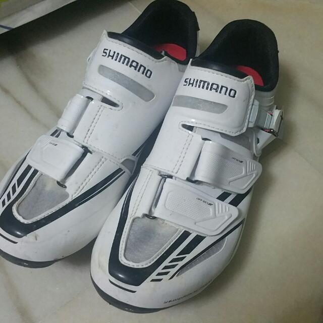 Reserved Shimano R170 Road SPD SL Sports Equipment Bicycles Parts Parts Accessories on Carousell