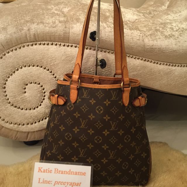 Louis Vuitton Batignolles Vertical Monogram Canvas Bag, Women's Fashion,  Bags & Wallets, Shoulder Bags on Carousell