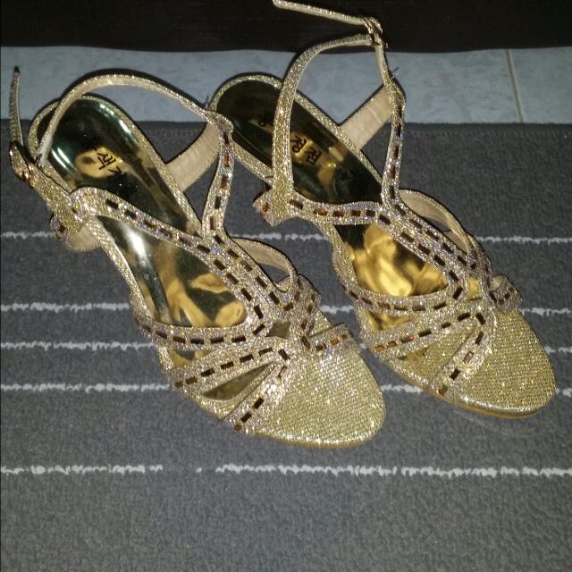 sparkly gold strappy heels