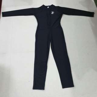 Waveline Surfers Wetsuit . Size XL (for Male)