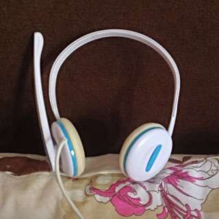 SonicGear Headphones (Sky Blue & White)