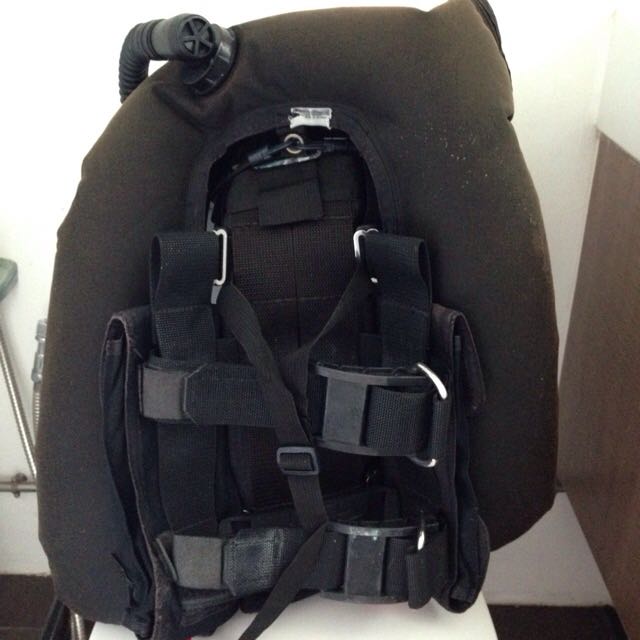 Scuba Diving Gear Clearance Zeagle Ranger BCD, Sports Equipment