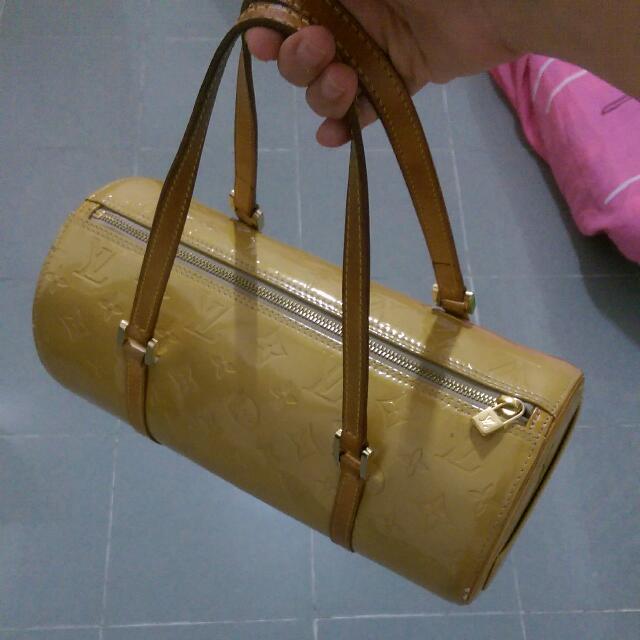 Authentic LV EPI PAPILLON bag, Luxury, Bags & Wallets on Carousell