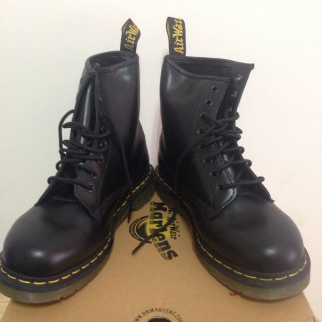 dr martens 1460 10072004