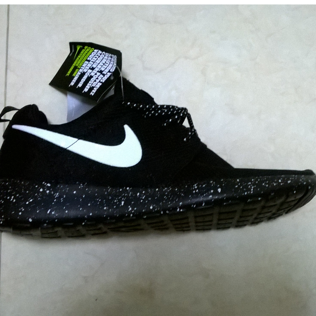 nike roshe run galaxy