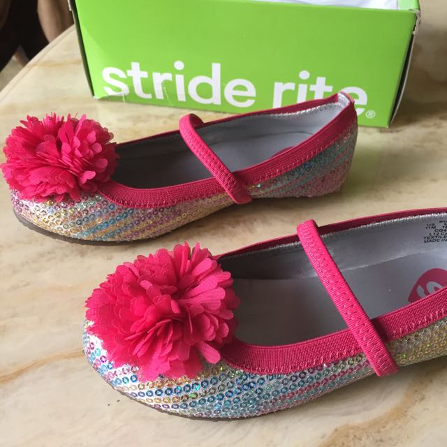 stride rite pumps