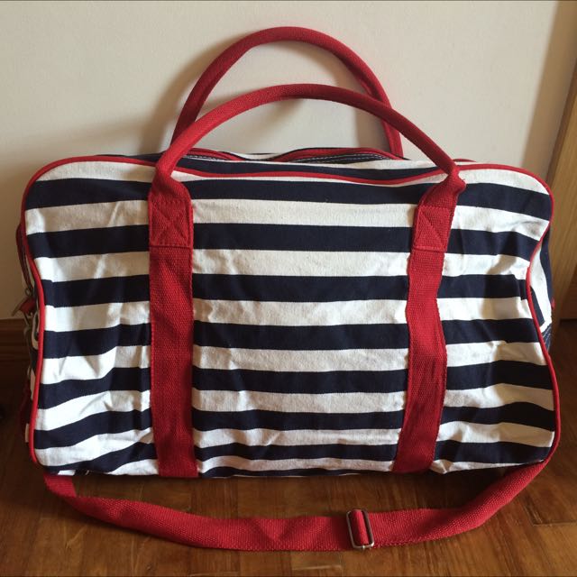 PENDING BN Cotton On Body Gym Bag Women s Fashion Bags Wallets Cross body Bags on Carousell