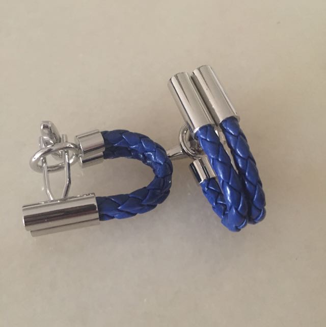 Cufflink (Category: Cuff Links) located in Singapore. Submitted by .watch_lover. (Listing ID 26509480, Image 2). Description: .