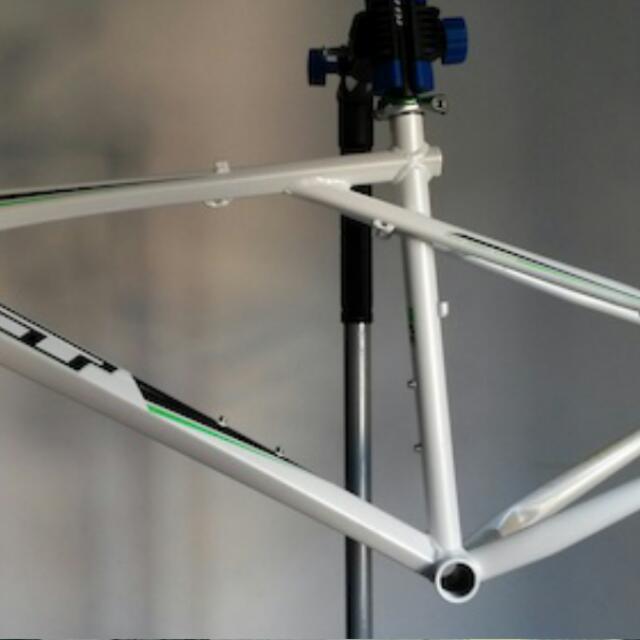 Gt zaskar outlet expert 2009