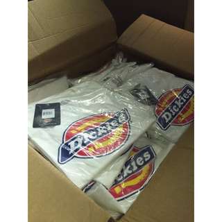 Dickies logo T