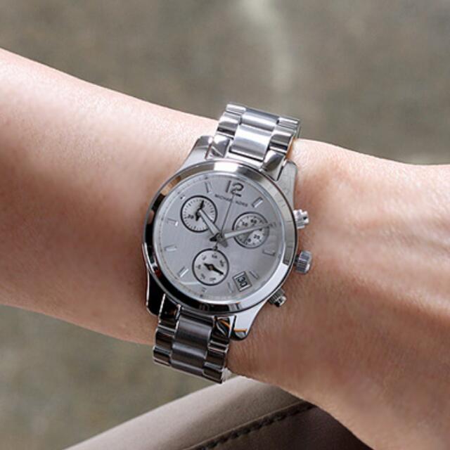 Reserved Authentic MK Michael Kors Women s MK5428 Runway