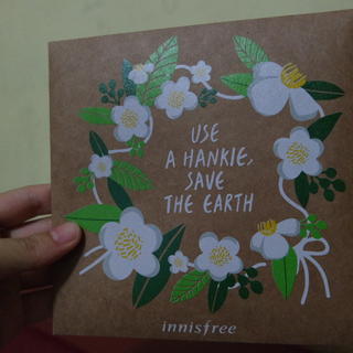innisfree滿額贈限量手帕