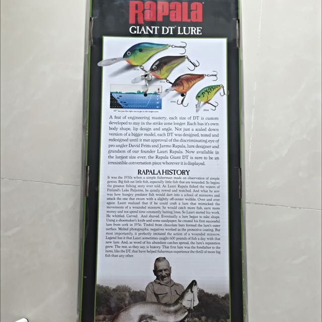 https://media.karousell.com/media/photos/products/2015/08/23/rapala_giant_lure_collectors_item_wall_display_set_1440306643_c8b28c80.jpg