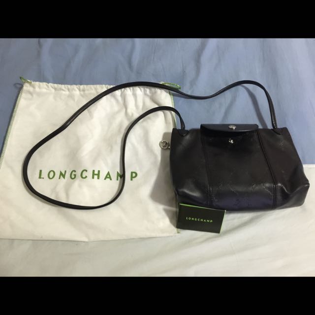 Authentic LONGCHAMP SLING BAG, Luxury 