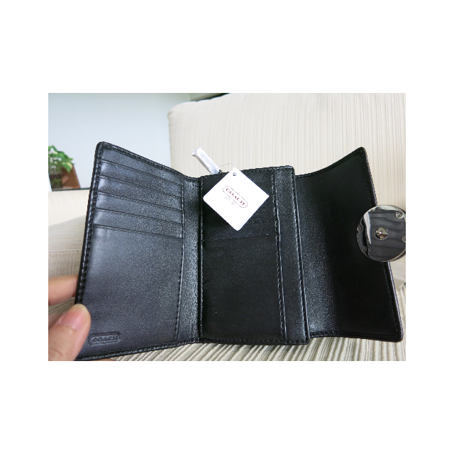 Coach wallet price in usa store