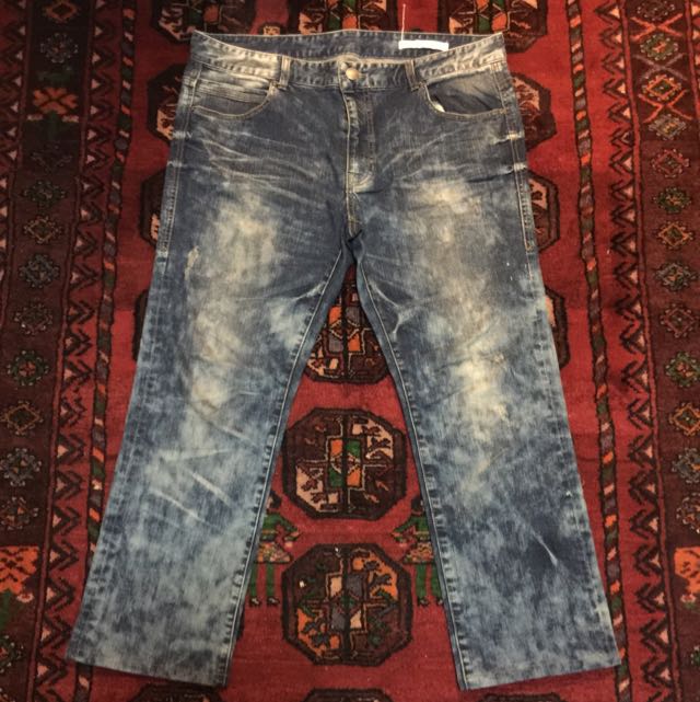 Basic House Jeans (Korea), Men's Fashion, Bottoms, Jeans on Carousell
