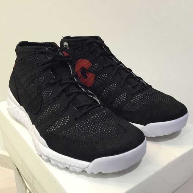 Nike sales acg chukka