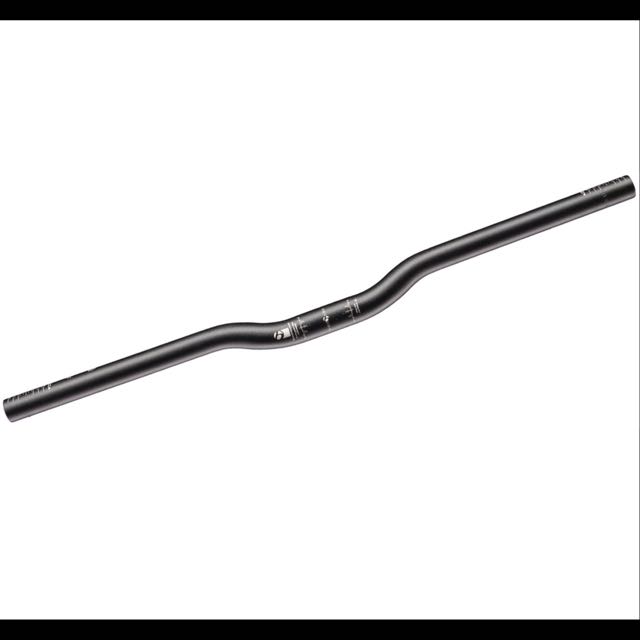 Bontrager Trek Riser Handlebar, Sports Equipment, Bicycles & Parts