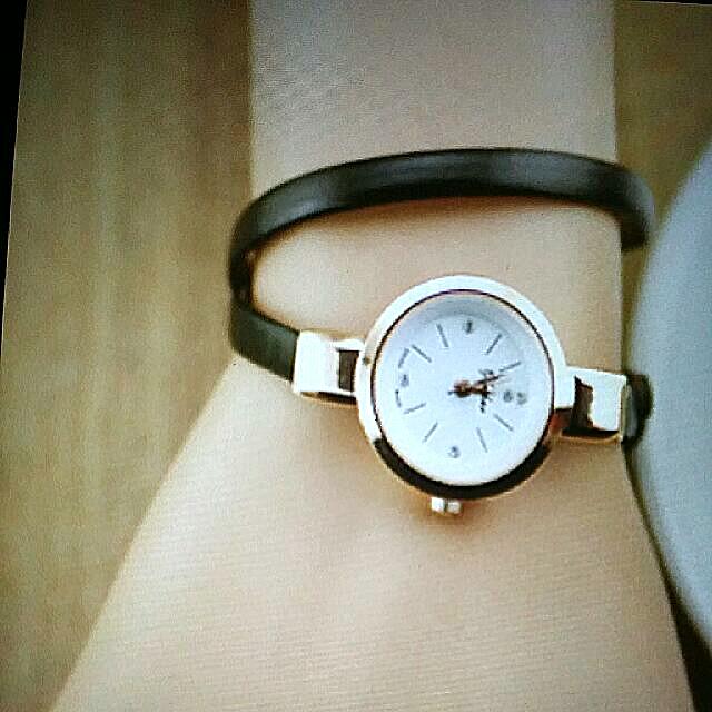 Double wrap strap watch store