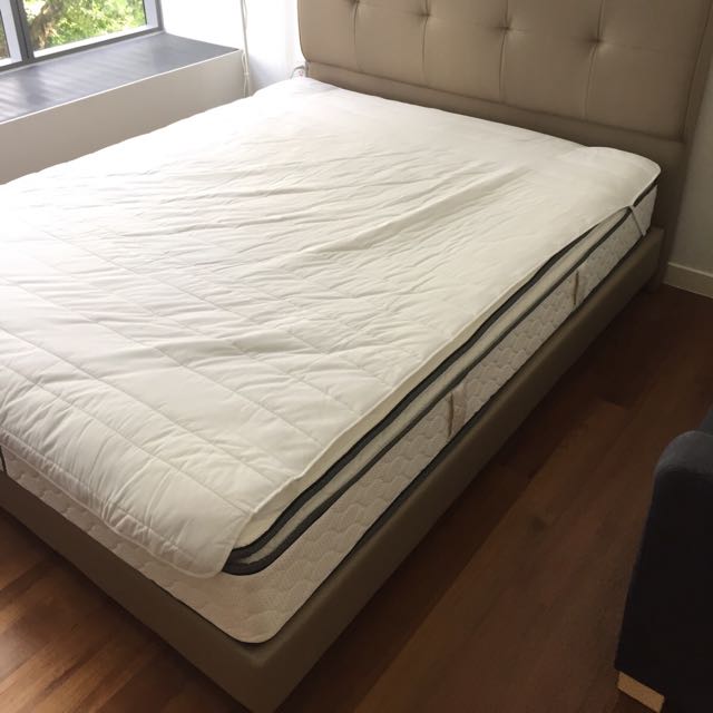 Queen Size Bed Frame Sealy Posturepedic Mattress Furniture Home Living Frames Mattresses On Carou Queen Size Bed Frame Sealy, Sealy Queen Bed Frame
