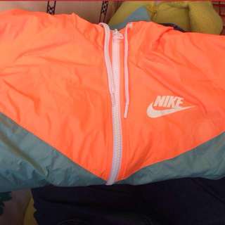 Nike 風衣