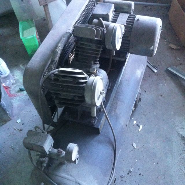 2nd Hand Air Compressor, Everything Else on Carousell