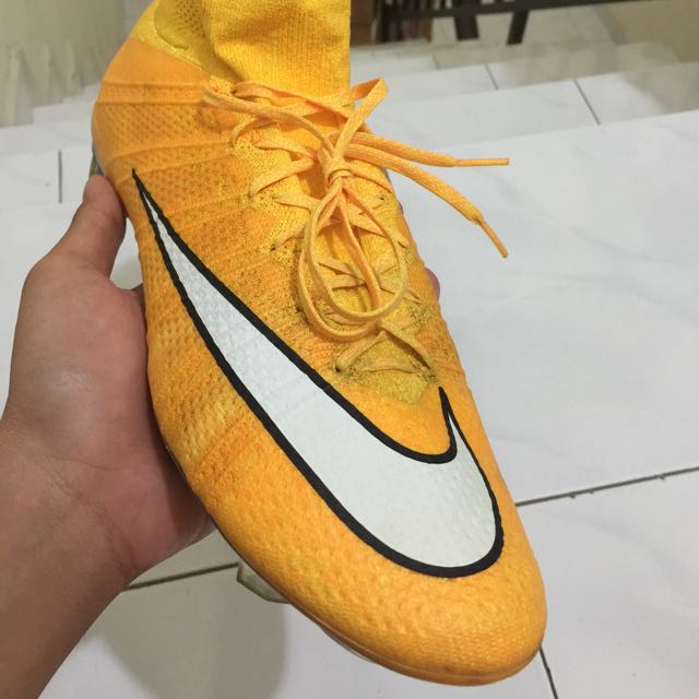 Mercurial Superfly 4 Laser Orange Sports Equipment Sports