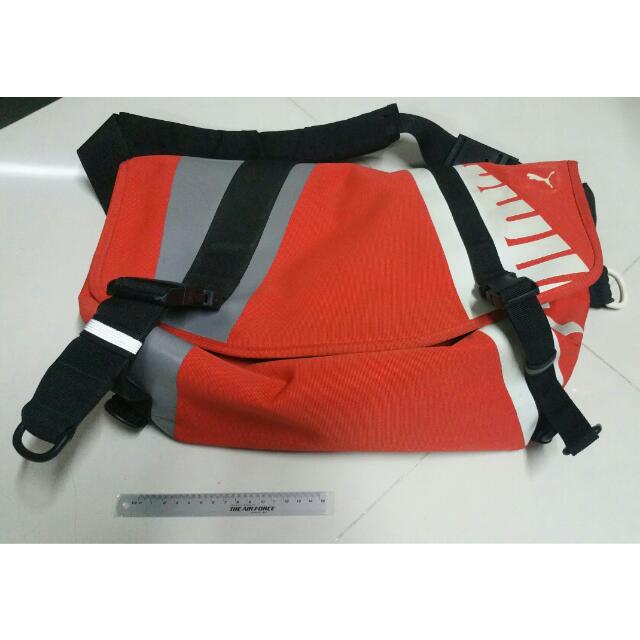 puma traction courier bag