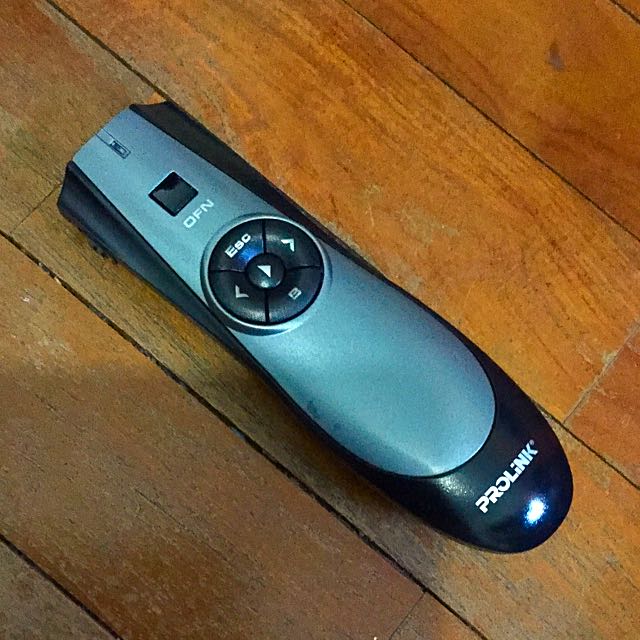 Wireless Presenter / Clicker / Slide Changer, Computers & Tech, Parts ...