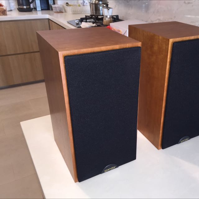 spendor bookshelf speakers