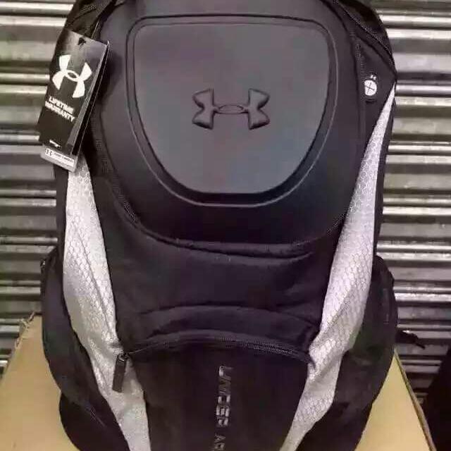 Under ARMOUR BAG, Looking For on Carousell