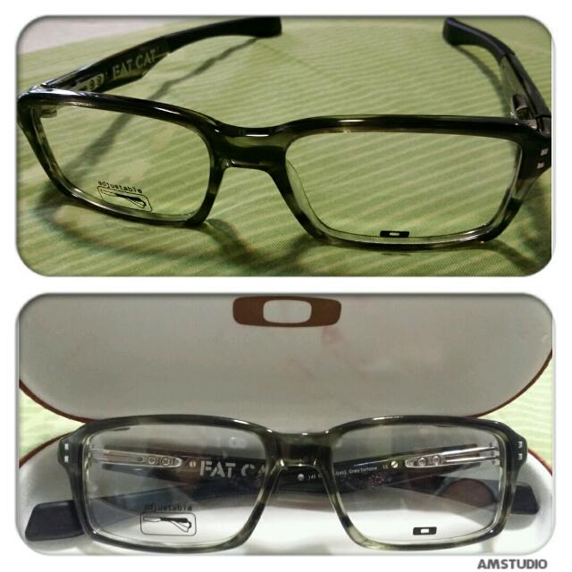 Oakley Fat Cat Eyeglasses Frame Vintage Collectibles On Carousell
