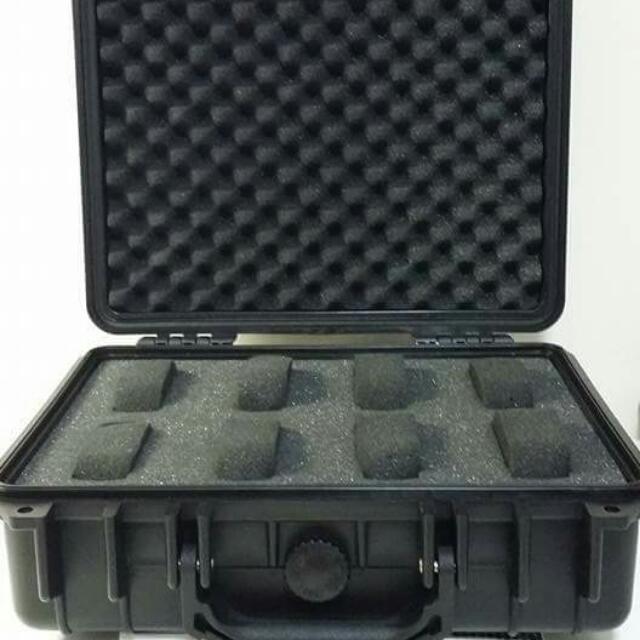 Casio G Shock Watch Box. Able to keep 8 watch. Good condition