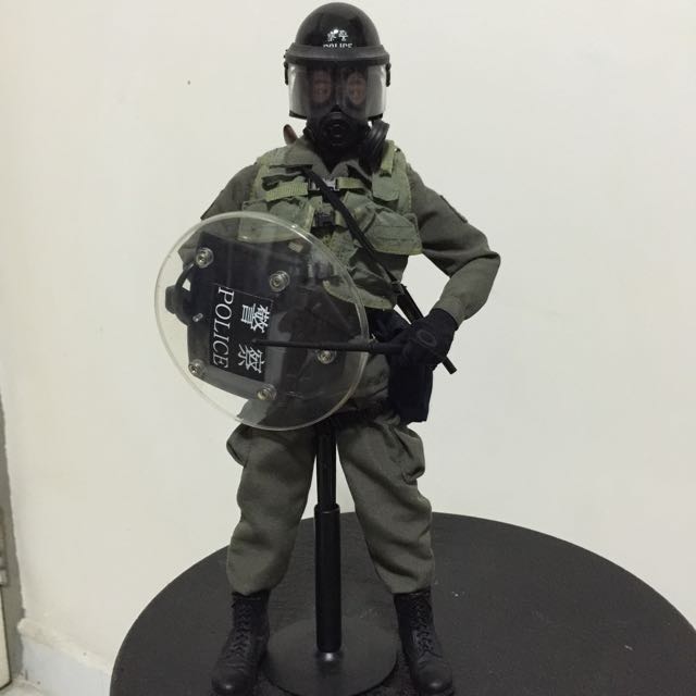 1 6 Kitbashed Hong Kong Riot Police With Round Shield Toys Games On Carousell