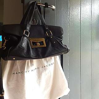 AUTHENTIC MARC JACOBS BLACK LEATHER BAG