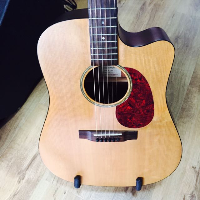 Martin dcm cutaway online mahogany dreadnought