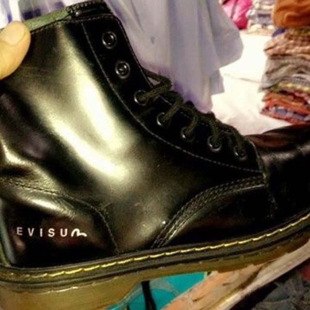 Evisu Boots Size 43 Men s Fashion Footwear Boots on Carousell