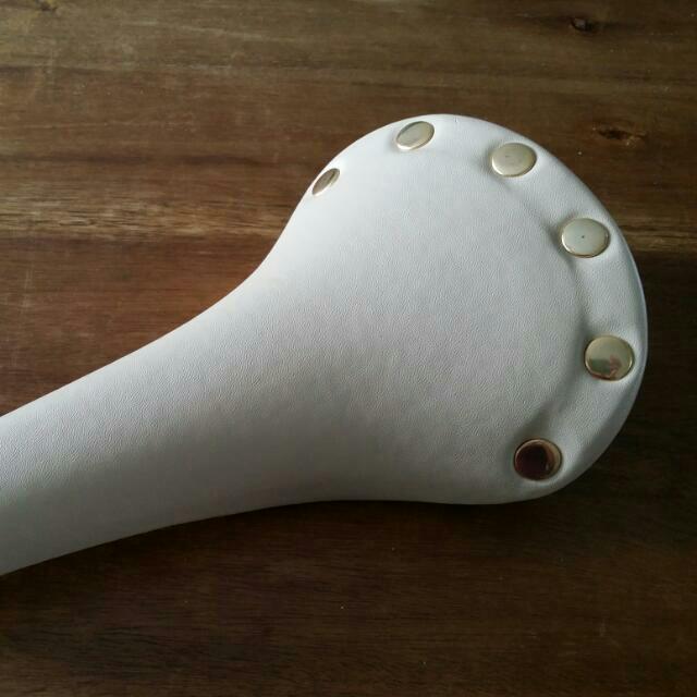 velo comfort saddle