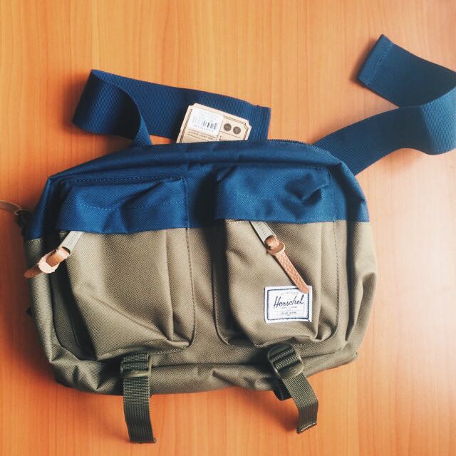 herschel eighteen hip pack malaysia